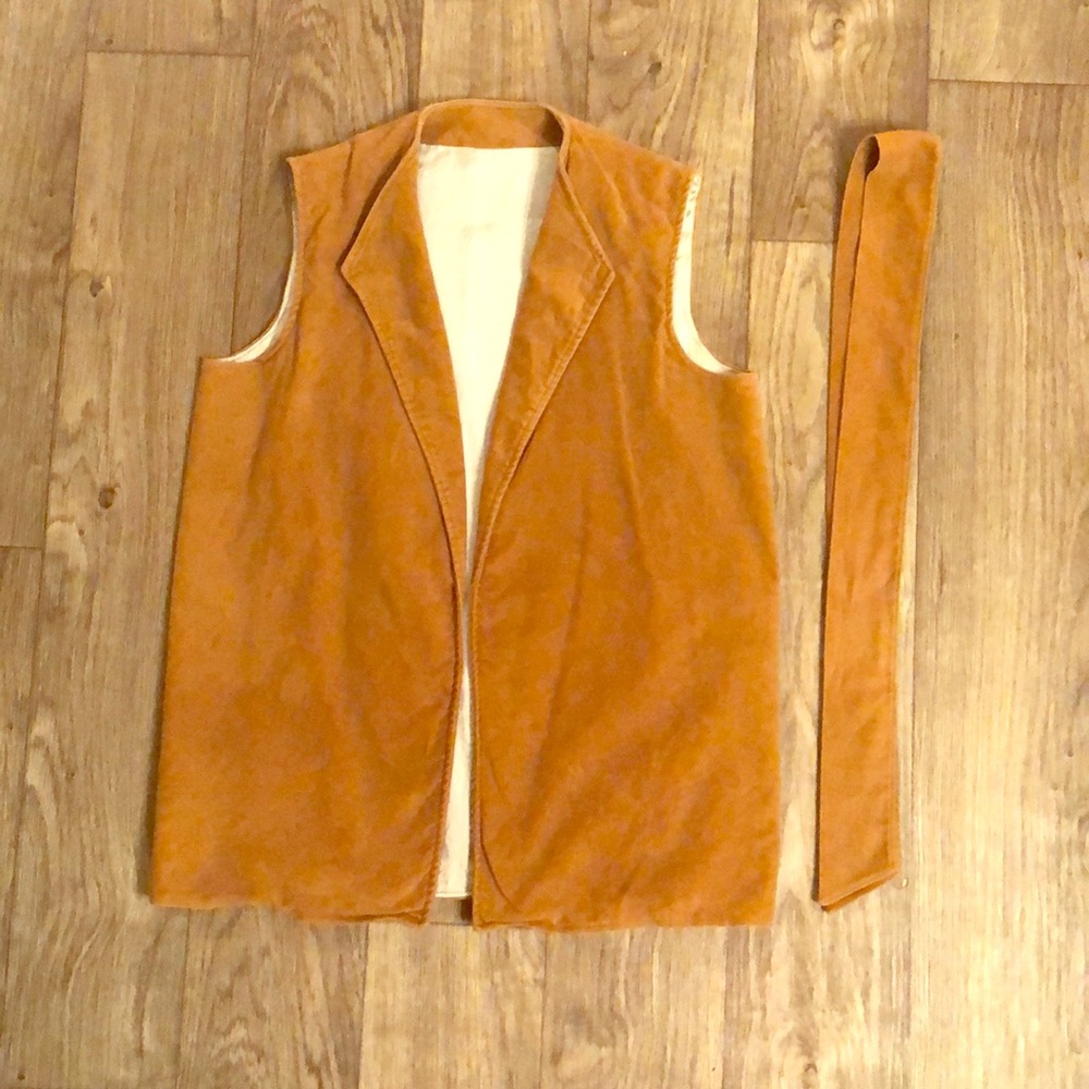 Cashmere vest